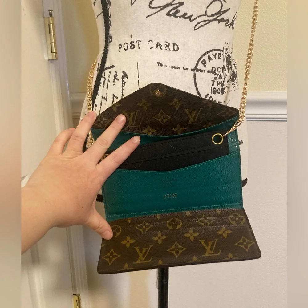 LOUIS VUITTON MONOGRAM GREEN INTERIOR TRIFOLD JOSEPHINE WALLET